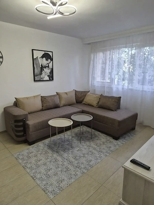 Apartament de 2 camere superb renovat,  de închiriat!