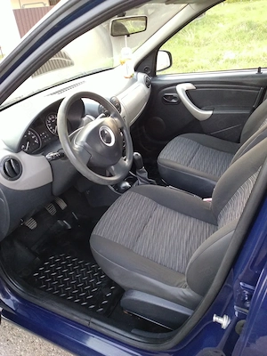Dacia Logan  2011 1.2 benzină  - imagine 5