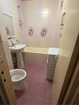 inchiriez apartament 2 camere 