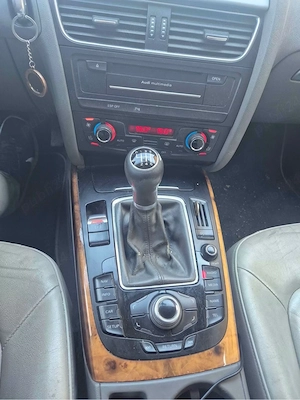 Audi A4 Limuzina 1.8 TFSI - imagine 4