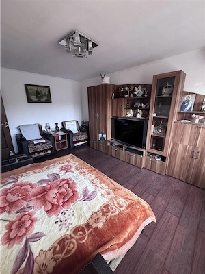 Apartament 2 Camere Decomandat Aparatorii Patriei