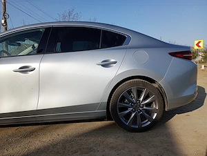 Mazda 3 Sedan 2.0 e-Skyactiv 2021 - imagine 4