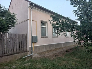 Vând casă cu gradina și curte în Sânmartin jud Arad  - imagine 4