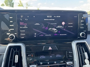 Kia Sorento HEV 2023 - imagine 9