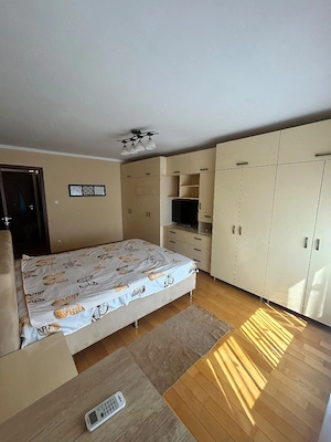 Inchiriez apartament 