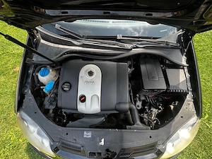 Volkswagen Golf V 1.6 FSI   2.400   preț negociabil - imagine 6