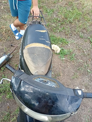 vând scuter 49 cc