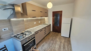 Închiriere apartament 3 camere, Râmnicu Vâlcea   zona Calea lui Traian   Bălcescu   Episcopie - imagine 2