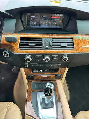 Bmw 525d lci - imagine 10