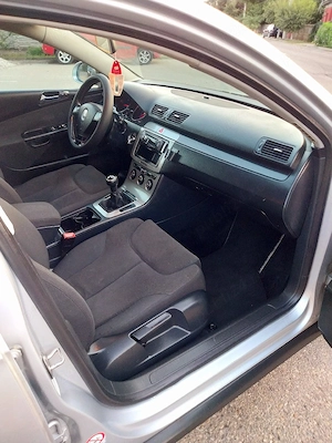 Volkswagen Passat B6 2.0TDI 140cp.bkp 2007 E4 - imagine 8