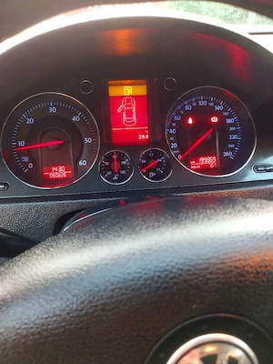 Volkswagen Passat B6 2.0TDI 140cp.bkp 2007 E4 - imagine 7