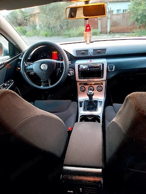 Volkswagen Passat B6 2.0TDI 140cp.bkp 2007 E4 - imagine 9