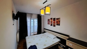 Apartament 3 camere decomandat 80 mp cu 2 grupuri sanitare Unirii - imagine 2