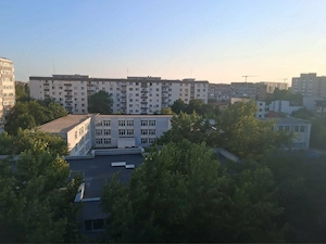 Proprietar vând apartament 2 camere decomandat | Etaj 8 10 | Mobilat și utilat