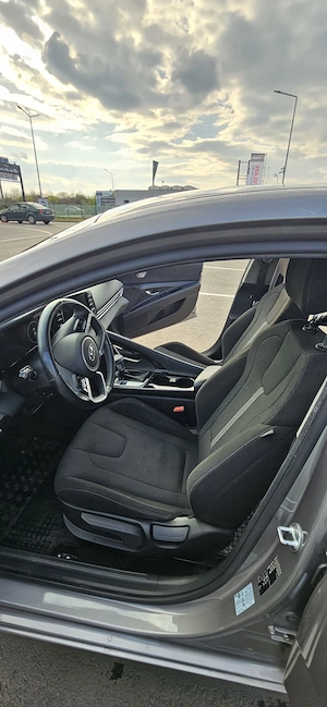 Hyundai Elantra 1.6 l 123 CP CVT Highway - imagine 9