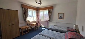 Vila cu 8 camere de vanzare in Busteni - imagine 11