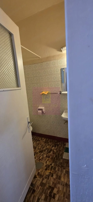 Vila cu 8 camere de vanzare in Busteni - imagine 17