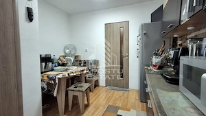 Apartament cu 2 camere de vânzare în zona Micalaca - imagine 7