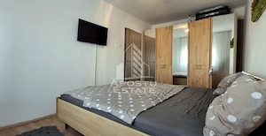 Apartament cu 2 camere de vânzare în zona Micalaca - imagine 12