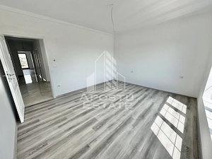 Duplex cu 4 camere, 3 bai si dressing la cheie disponibil imediat - imagine 9
