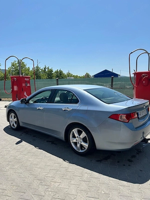 Honda Accord Sedan  2.0 i-VTEC  - imagine 5