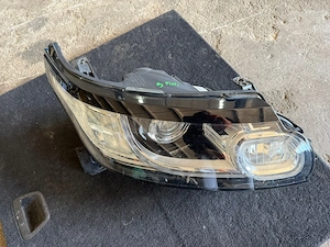 Far dreapta mufa 9 pini Range Rover Sport L494 cod DK62-13W029-DH DK6213W029DH