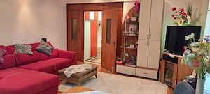 Apartament 2 camere, decomandat, ultracentral, boxă, garaj - imagine 2