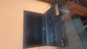 Acer Travelmate 5740 - 15.6" - i3 M330 2.13 GHz