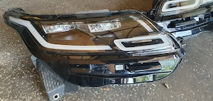 Far faruri stanga dreapta Range Rover Velar cod J8A2-13W029-DG J8A2-13W030-DG - imagine 2