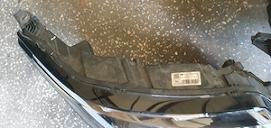 Far faruri stanga dreapta Range Rover Velar cod J8A2-13W029-DG J8A2-13W030-DG - imagine 4