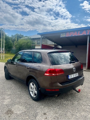 Vând Volkswagen Touareg 3.0 Diesel CASA - imagine 2