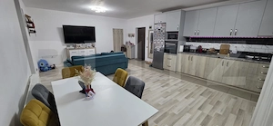 Apartament semidecomandat complet mobilat si utilat, parcare inclusa, zona Terra - imagine 3