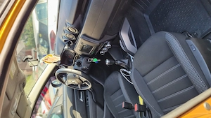 Dacia duster prestige 2019, 46 ooo km,1.3 benzina.4x2,131 cp full option,etc 12500  neg.  - imagine 9