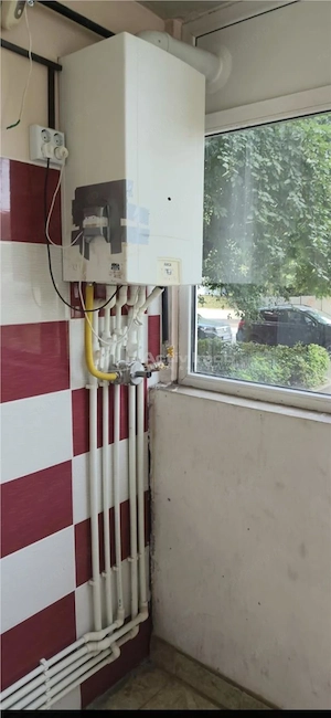 Apartament 2 decomandat, balcon, CT, parter - Valea Rosie - imagine 2