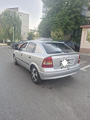 Opel Astra 1.4 Benzina Fab 2009 - imagine 4
