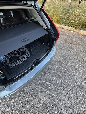 Volvo xc60 T8 hybrid  - imagine 10