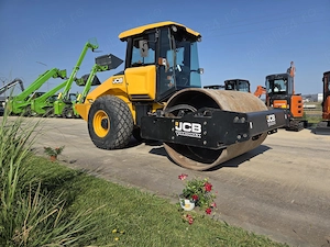Cilindru compactor 14t, jcb vibromax 116, 2019, 2.376h, latime tambur 2,1m-48900 eur+Tva - imagine 5