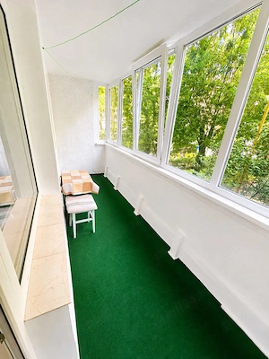 Vând ap 2 camere decomandate zona Hărmanului cu Vlahuță  - imagine 8