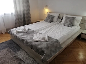 Închiriez cameră în apartament la casă - imagine 6