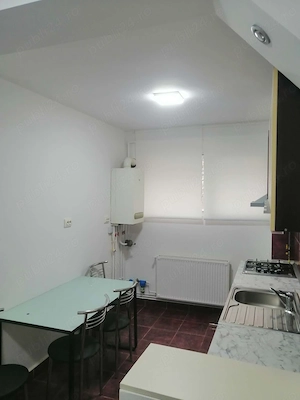 Închiriez apartament zona centrală .  - imagine 6