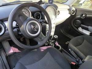 MINI One (R56) 1.4 Benzină - 139600 km REALI! - imagine 7