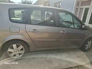 Vand Renault scenic grande motor 1,5 an 2008 AC - imagine 2