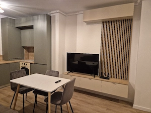 Inchiriez apartament in X City Tower