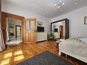 Apartament superb in Centrul Istoric - pretabil regim hotelier