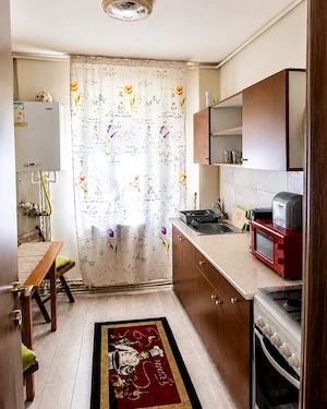 Închiriez apartament 2 camere regim hotelier  - imagine 5