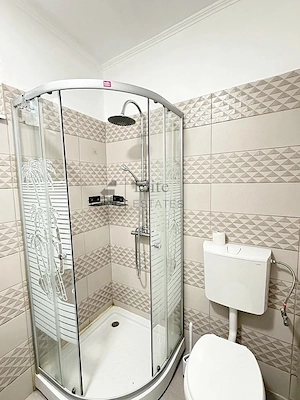 Apartament renovat ultracentral in Oradea | Parter - imagine 8