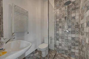 In Cartierul Evreiesc, casa 3 camere pivnita si mansarda open space. - imagine 15