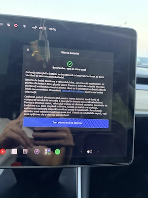 Tesla Model 3 Long Range AWD - imagine 14