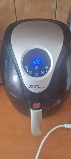 Friptoza pe aer fără ulei 