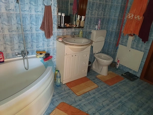 Vila de vanzare in Focsani cu teren , zona foarte linistita avand toate utilitatile. - imagine 8